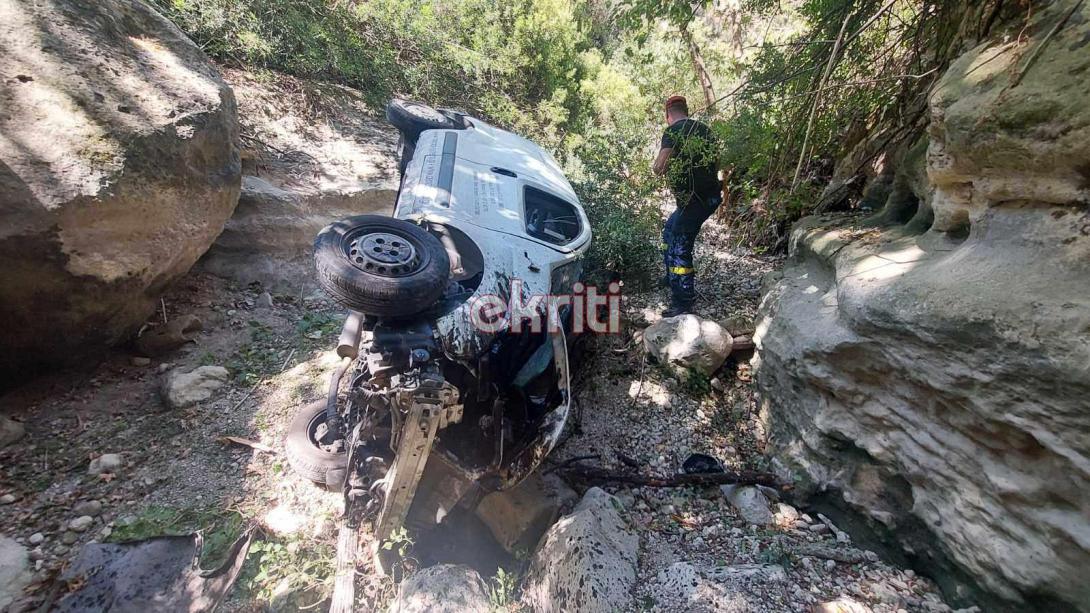 Ηράκλειο - τραγωδία: Έπεσε στο χαντάκι με το αυτοκίνητο