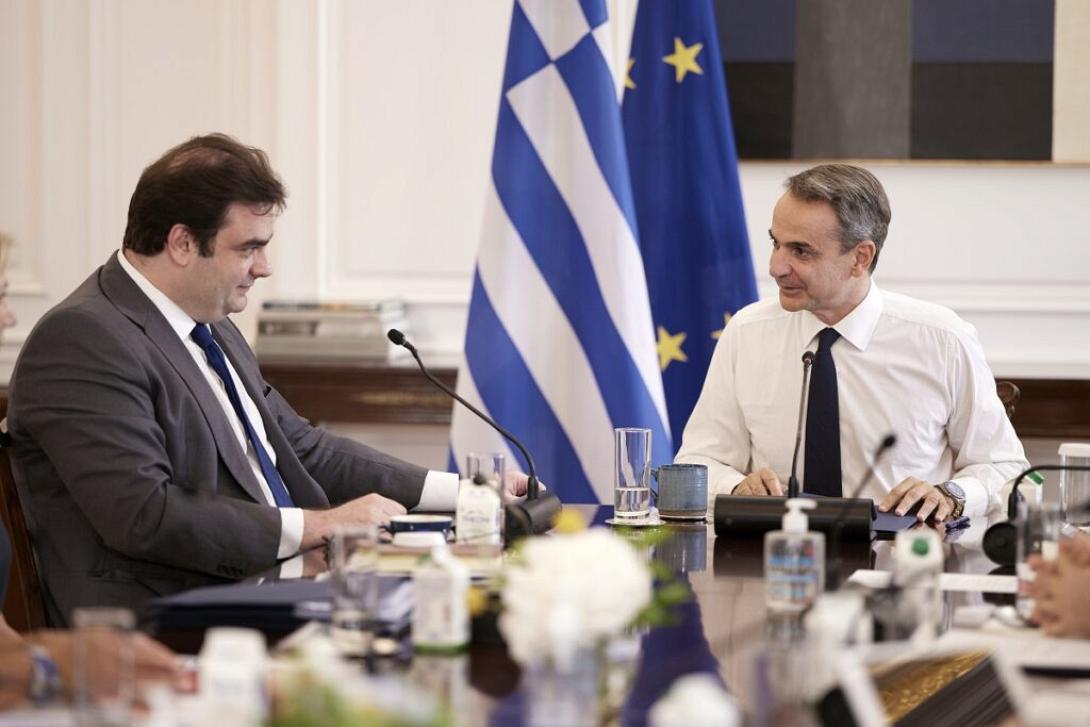 Μητσοτάκης Πιερρακάκης