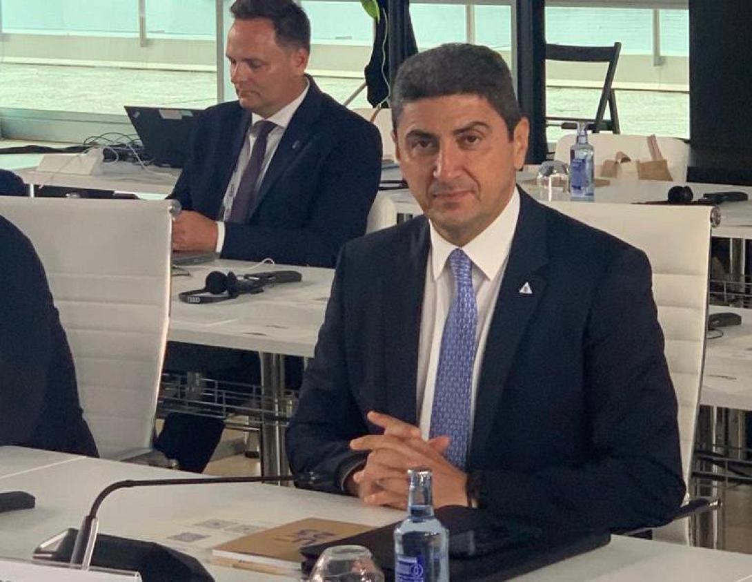 Λευτέρης Αυγενάκης