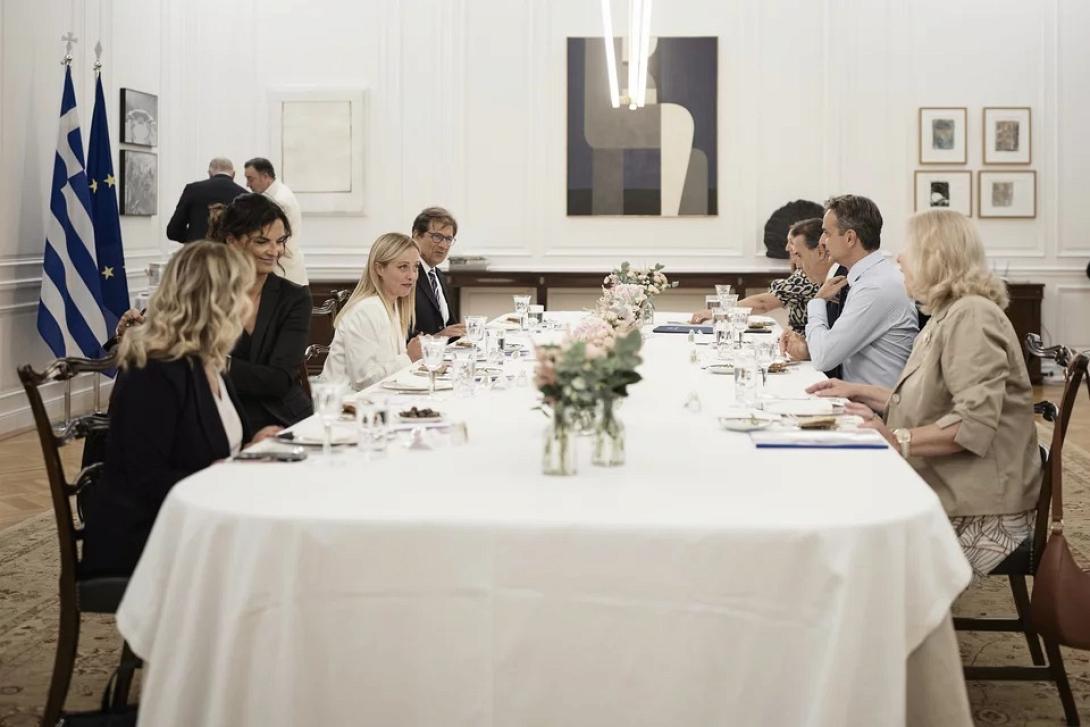 μητσοτάκης μελόνι δείπνο