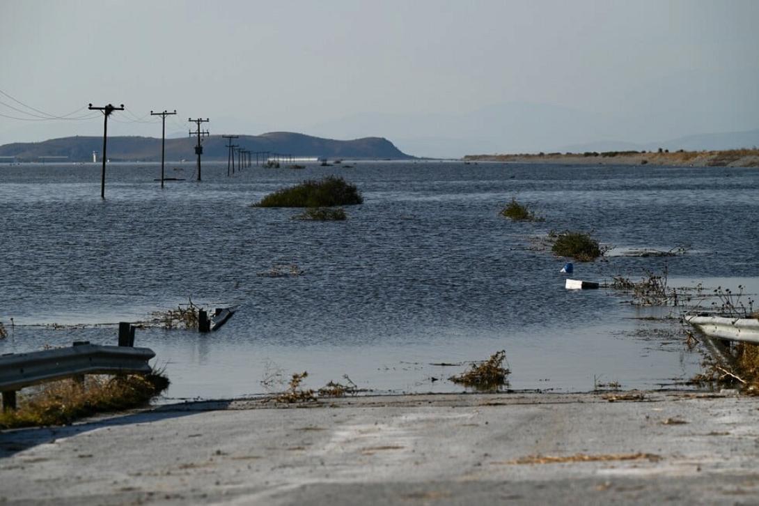 λίμνη κάρλα πλημμύρες