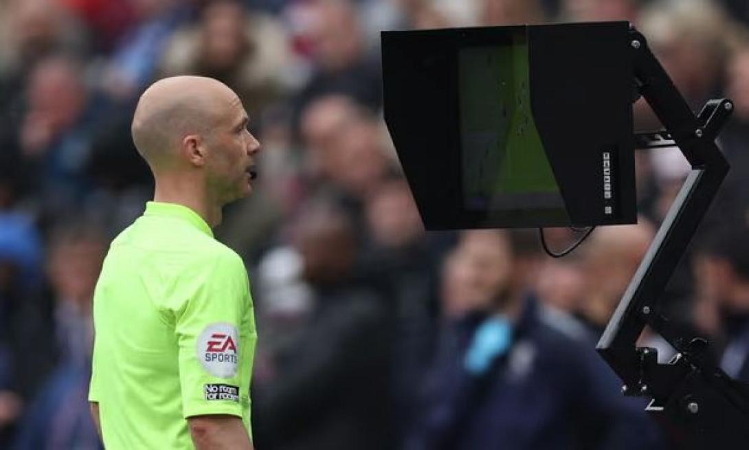 VAR