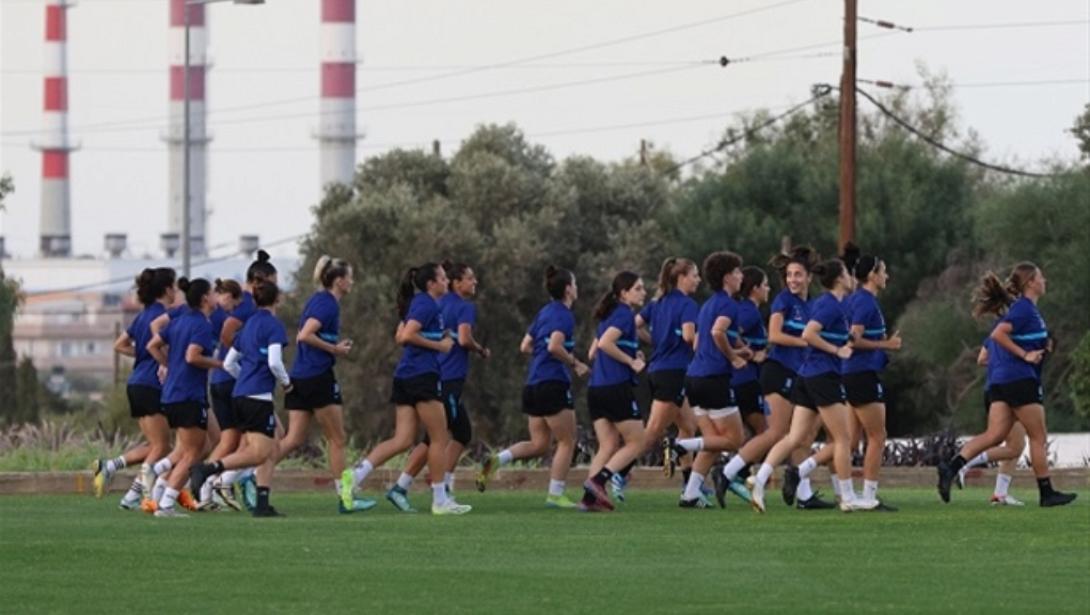 ΕΘΝΙΚΗ ΓΥΝΑΙΚΩΝ