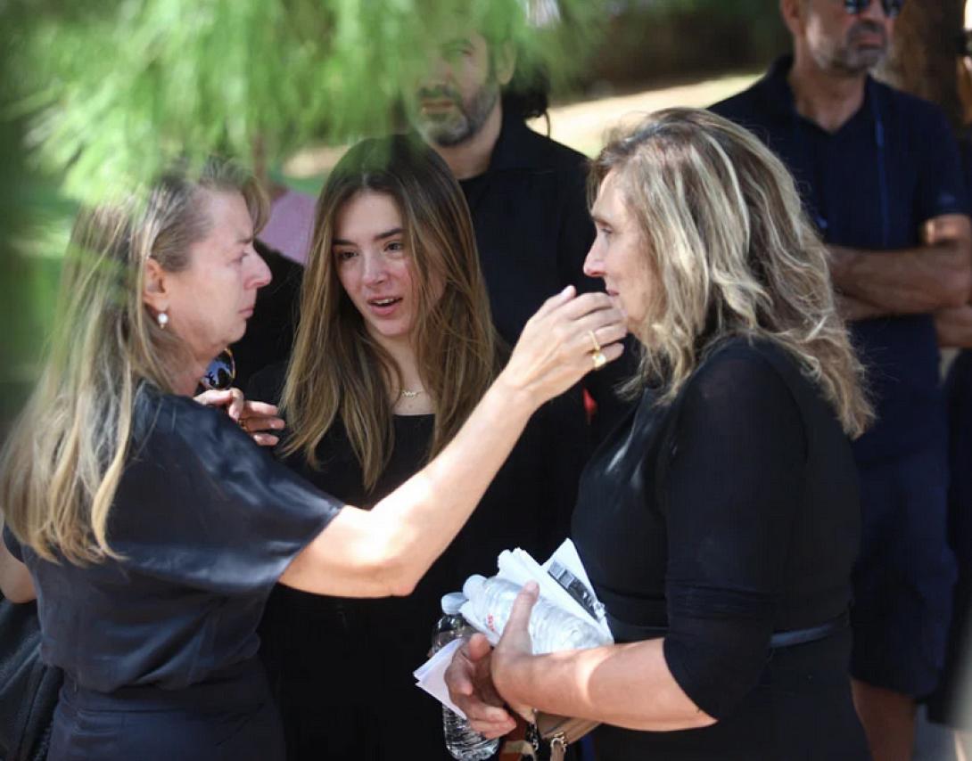 ΙΩΑΝΝΙΔΗΣ ΓΙΟΥΛΗ