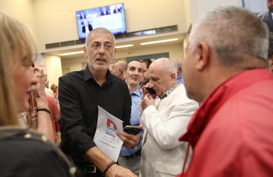 Μωραλης