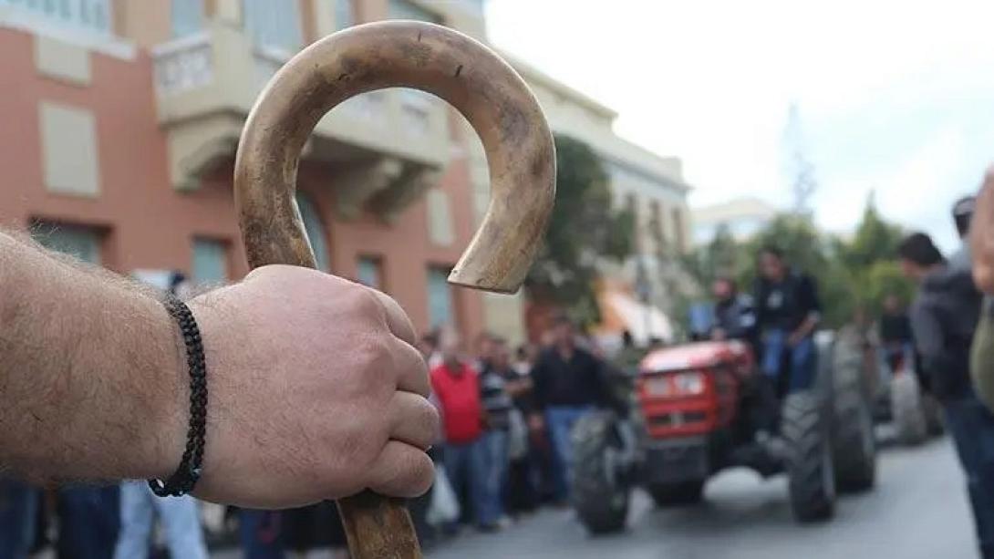 αγρότες