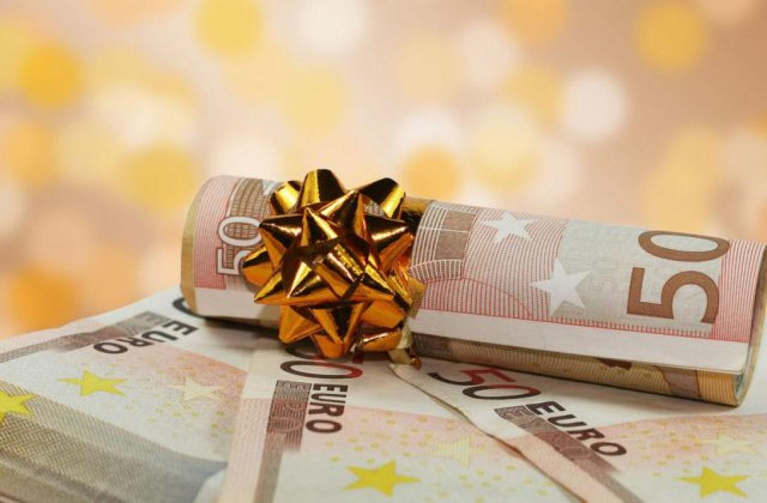 επίδομα χριστουγέννων