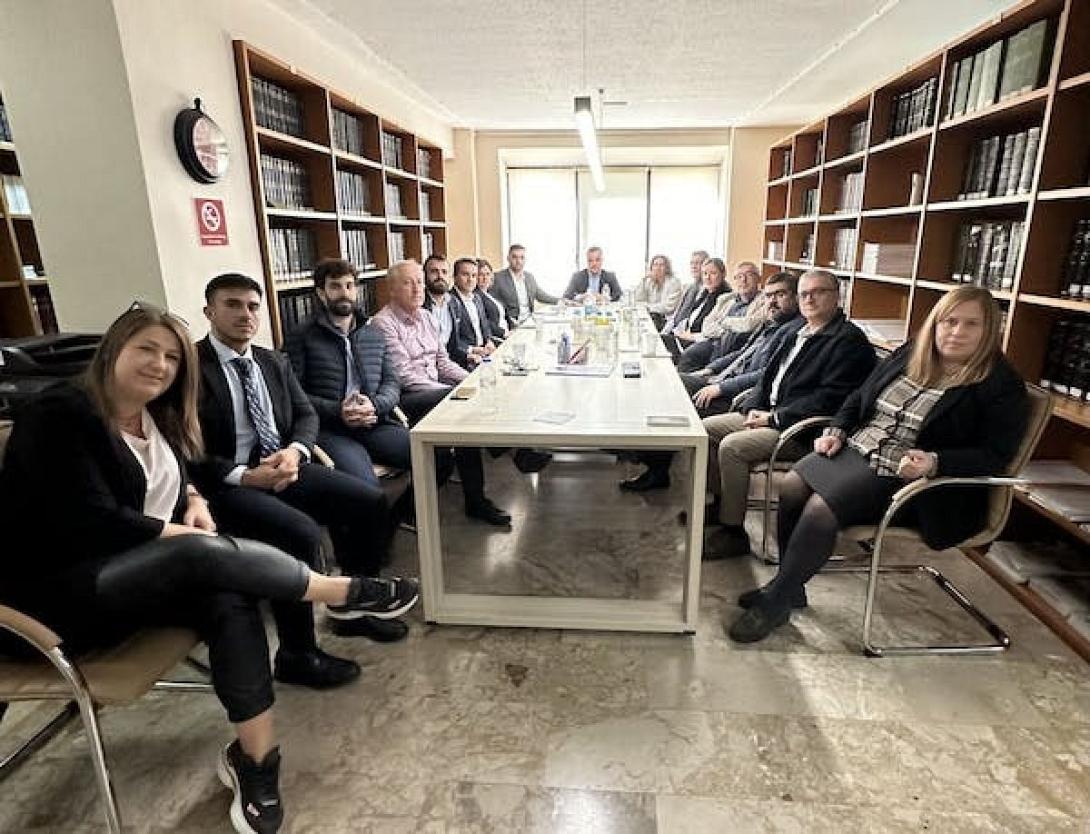 κεφαλογιάννης δικηγορικός