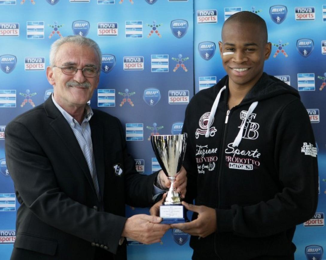 ΖΕ ΕΝΤΟΥΑΡΝΤΟ: "Καλύτερος στη συνέχεια"