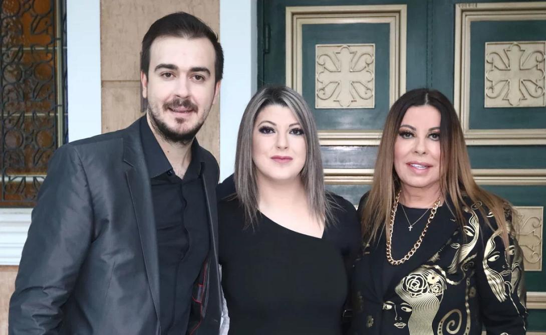 αντζελα