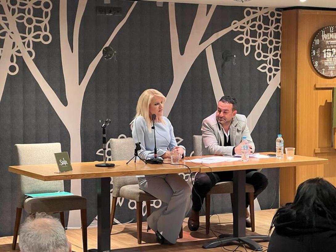 θεοδώρα τζάκρη