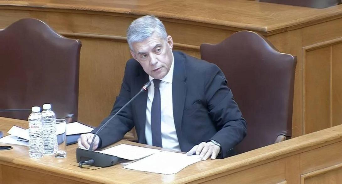 Κώστας Αγοραστός
