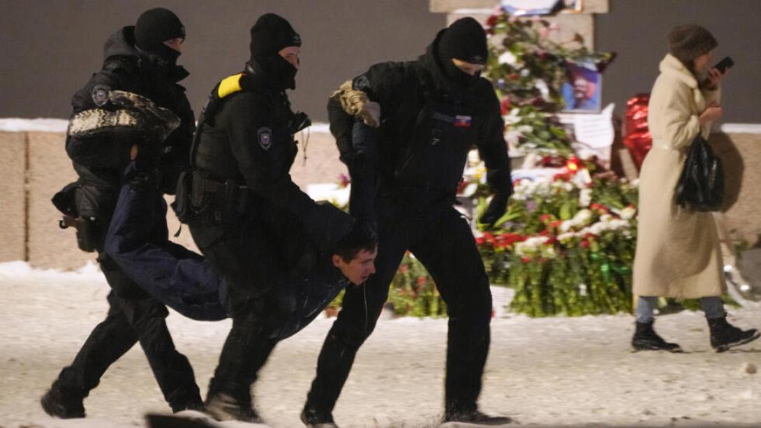Συλλήψεις στις εκδηλώσεις για τον Ναβάλνι