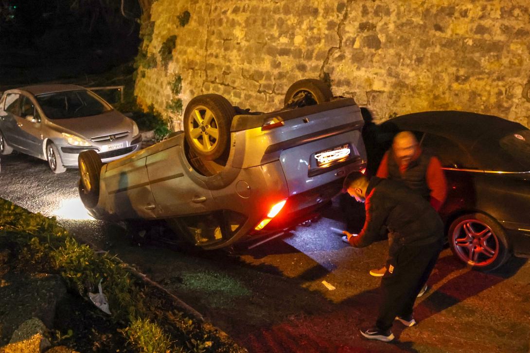 ΤΡΟΧΑΙΟ ΣΤΟ ΠΆΡΚΙΝΓΚ