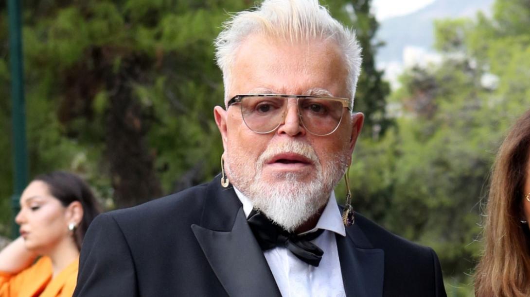 αποστο