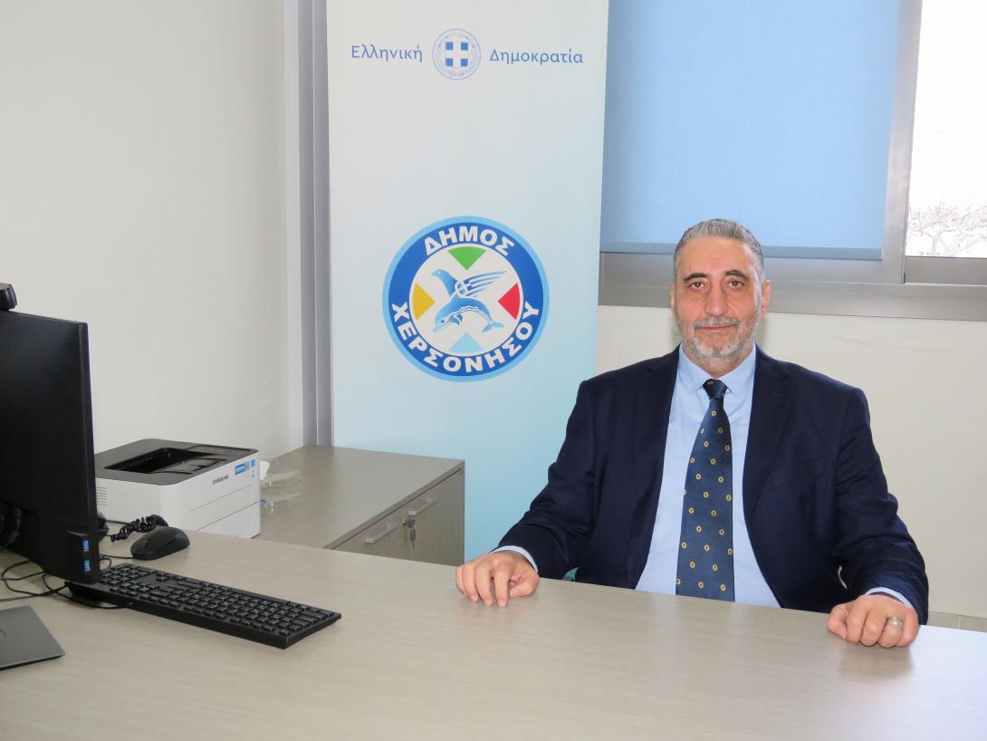 γραμματεας δημου χερσονησου μιχελακακης