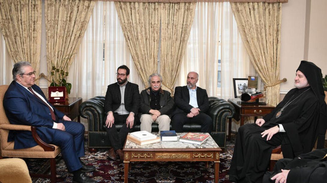 κουτσούμπας ελπιδοφόρος