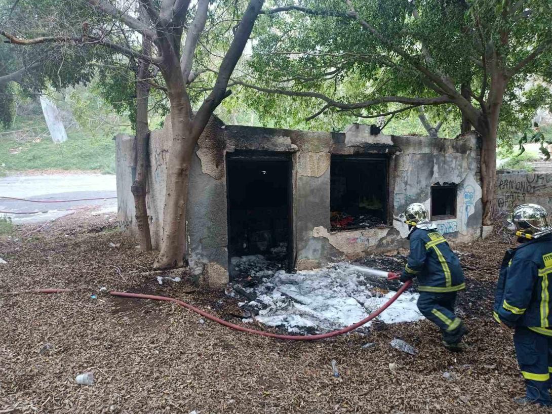 φωτιά σε κτίριο