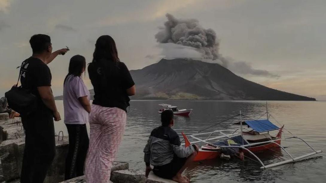 ηφαιστειο ινδονησια