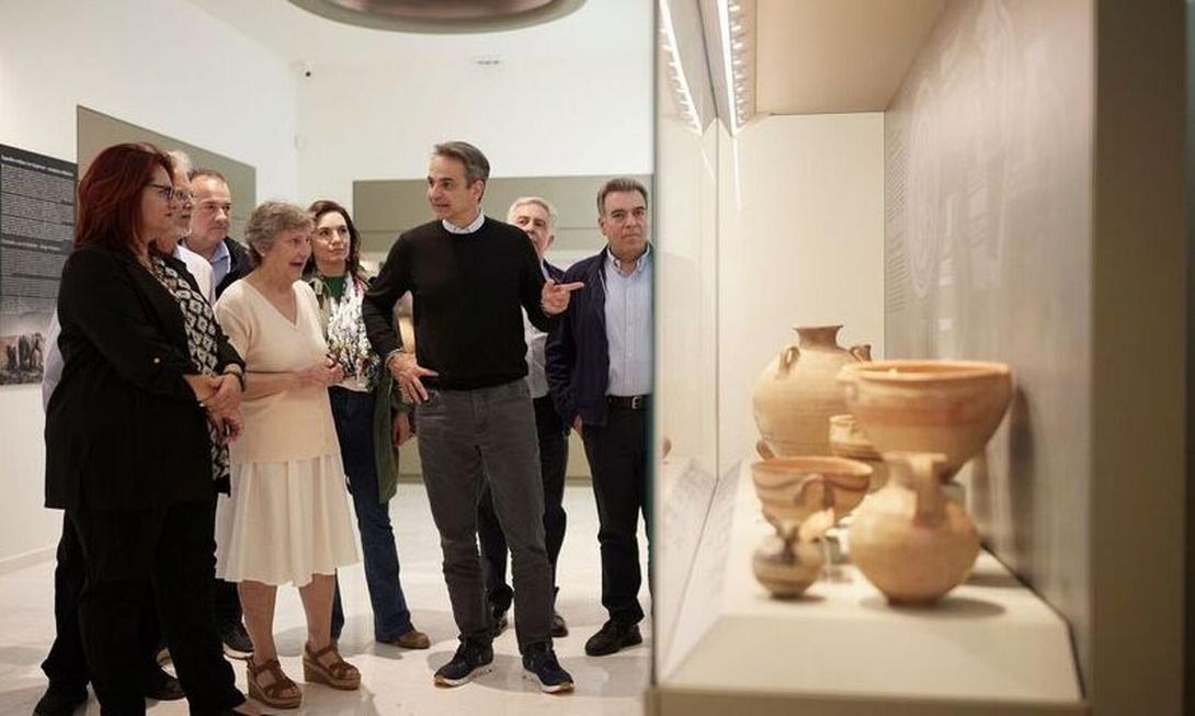 ΜΗΤΣΟΤΑΚΗΣ ΣΕ ΤΗΛΟ