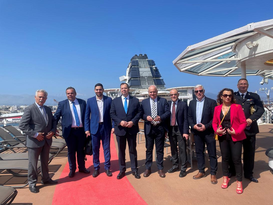 εκδήλωση για την έναρξη της κρουαζιέρας