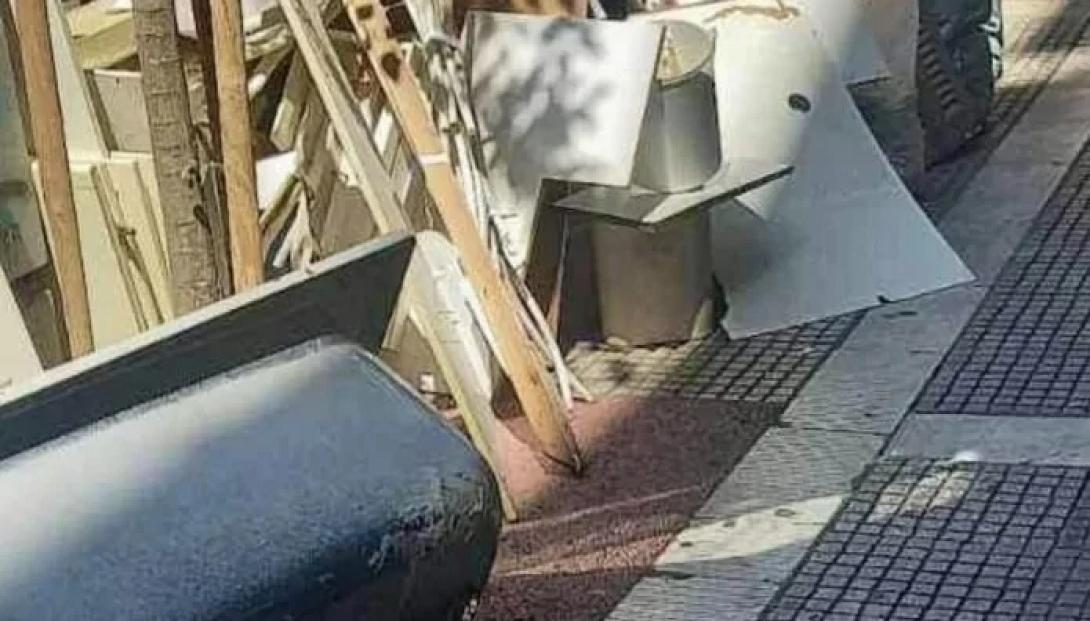 σκουπιδια