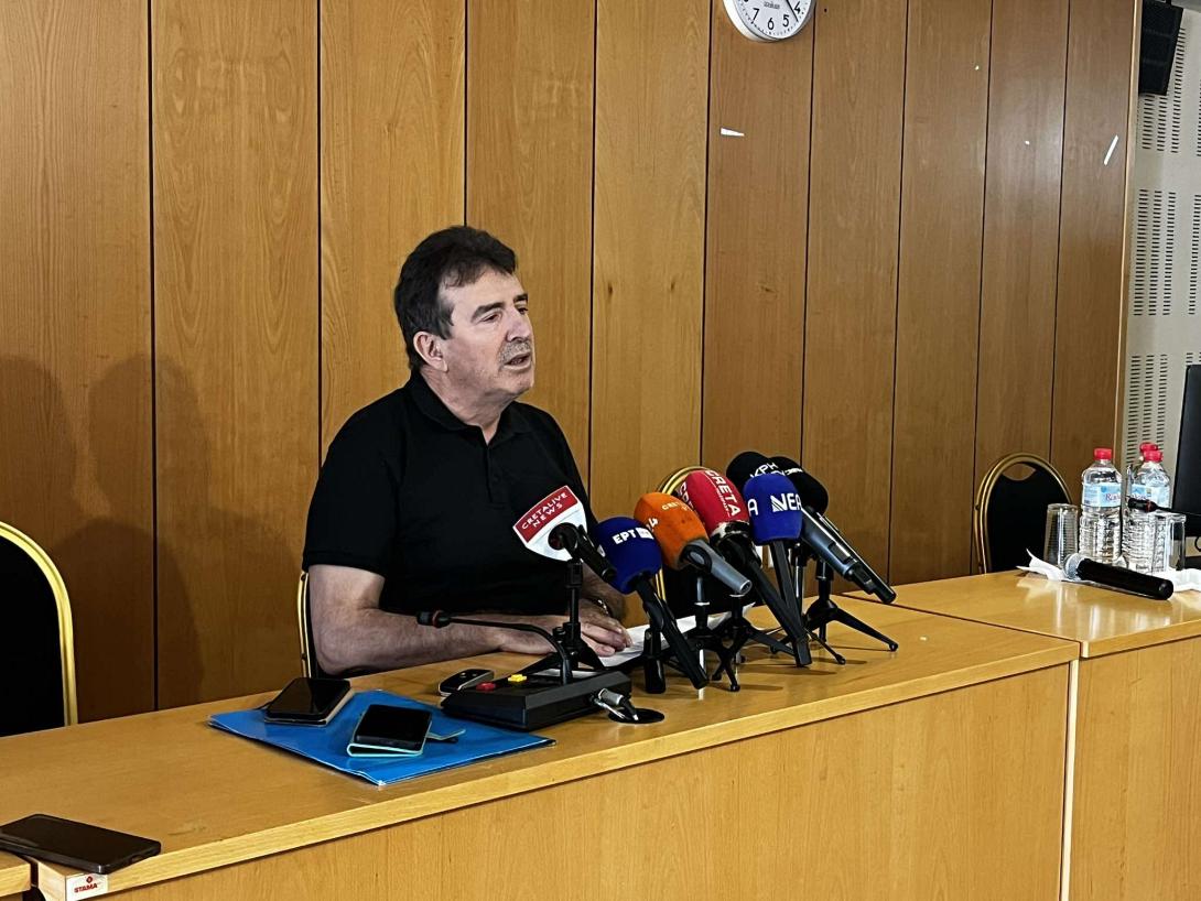 μιχάλης χρυσοχοϊδης