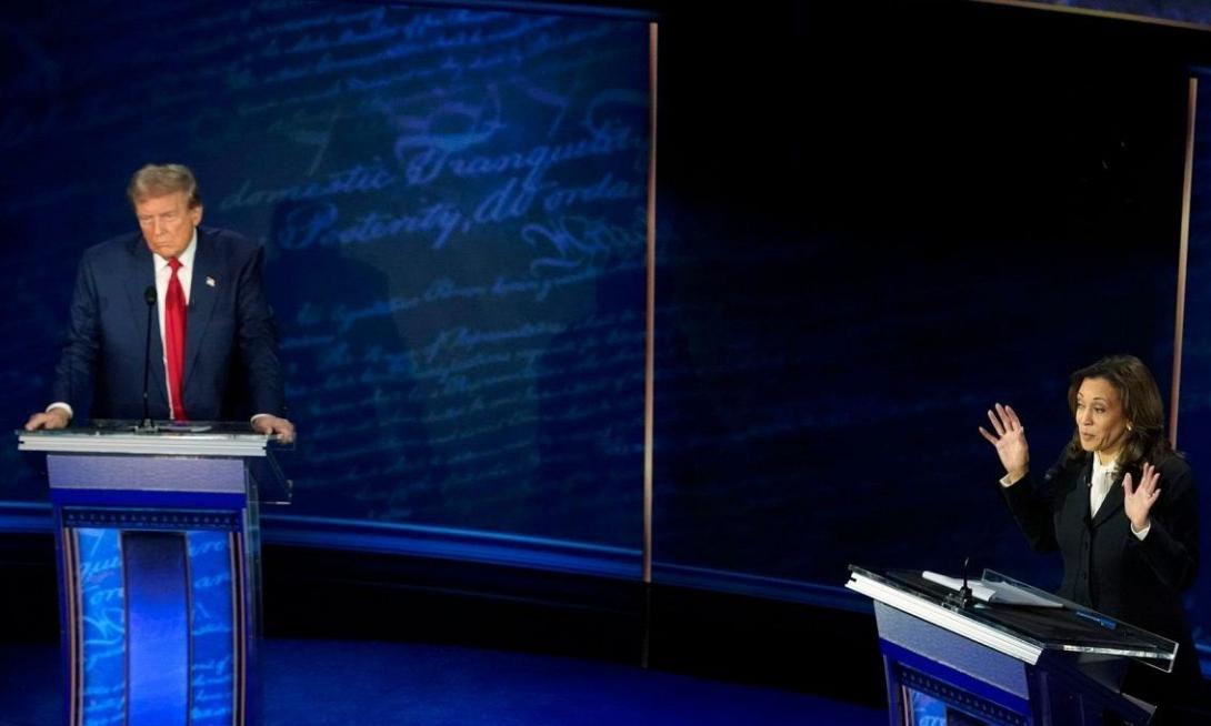 ΤΡΑΜΠ ΧΑΡΙΣ