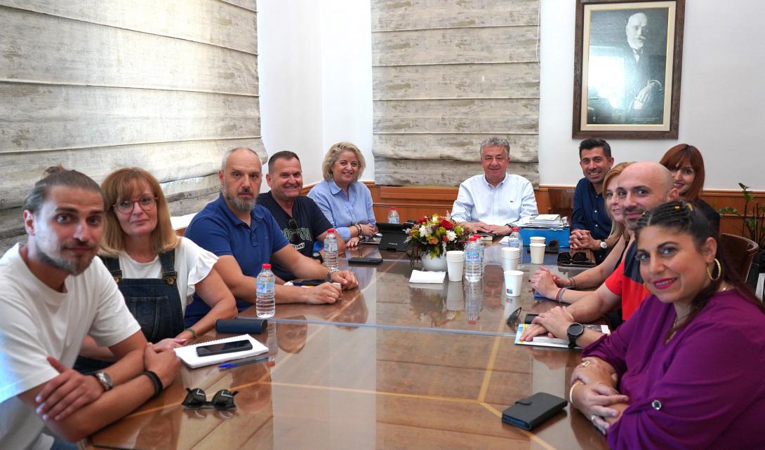 Σταύρος Αρναουτάκης 