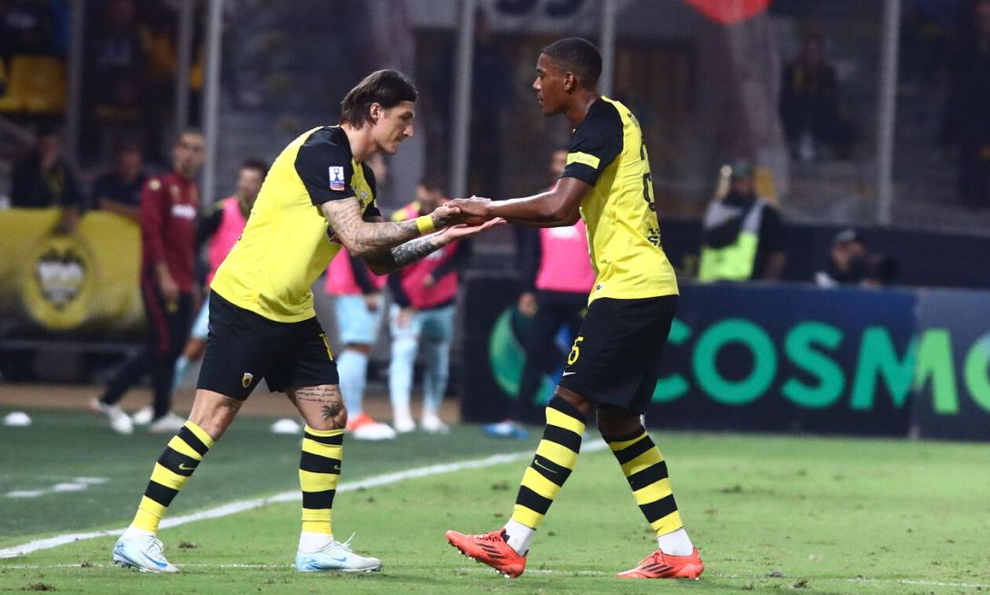 aek-aris