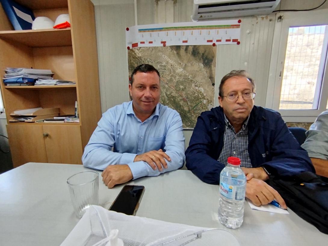 μενεγακης