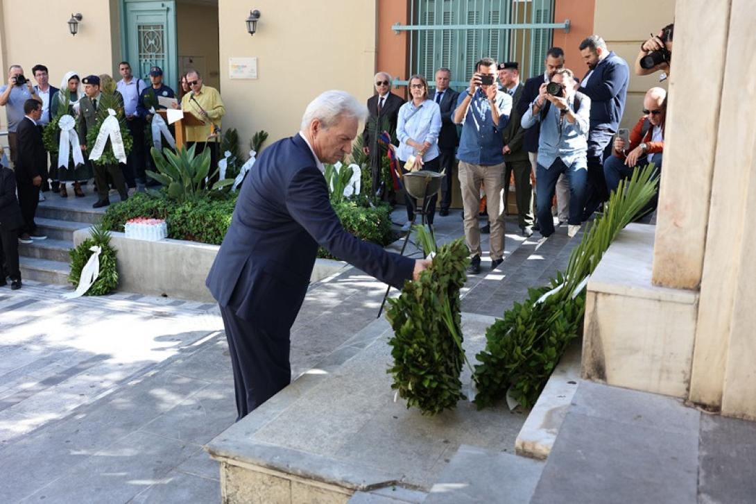 Αλέξης Καλοκαιρινός