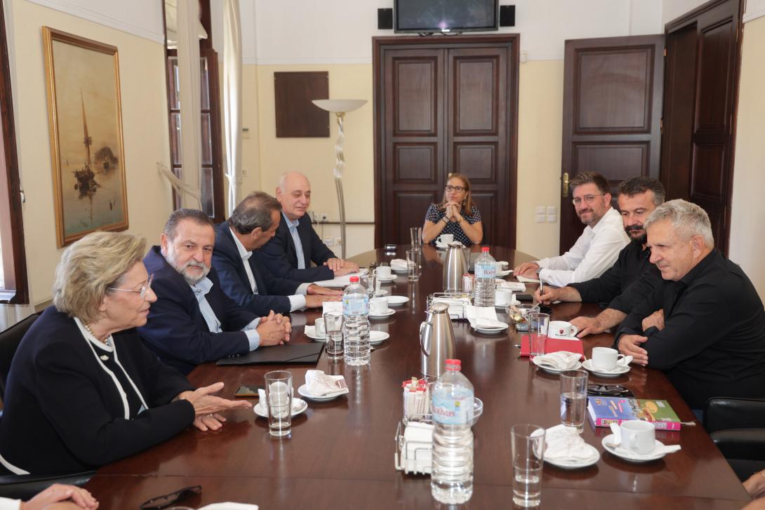 Συνάντηση Δημάρχων της Περιφερειακής Ενότητας Ηρακλείου με τη Γενική Γραμματέα της Αποκεντρωμένης Διοίκησης Κρήτης