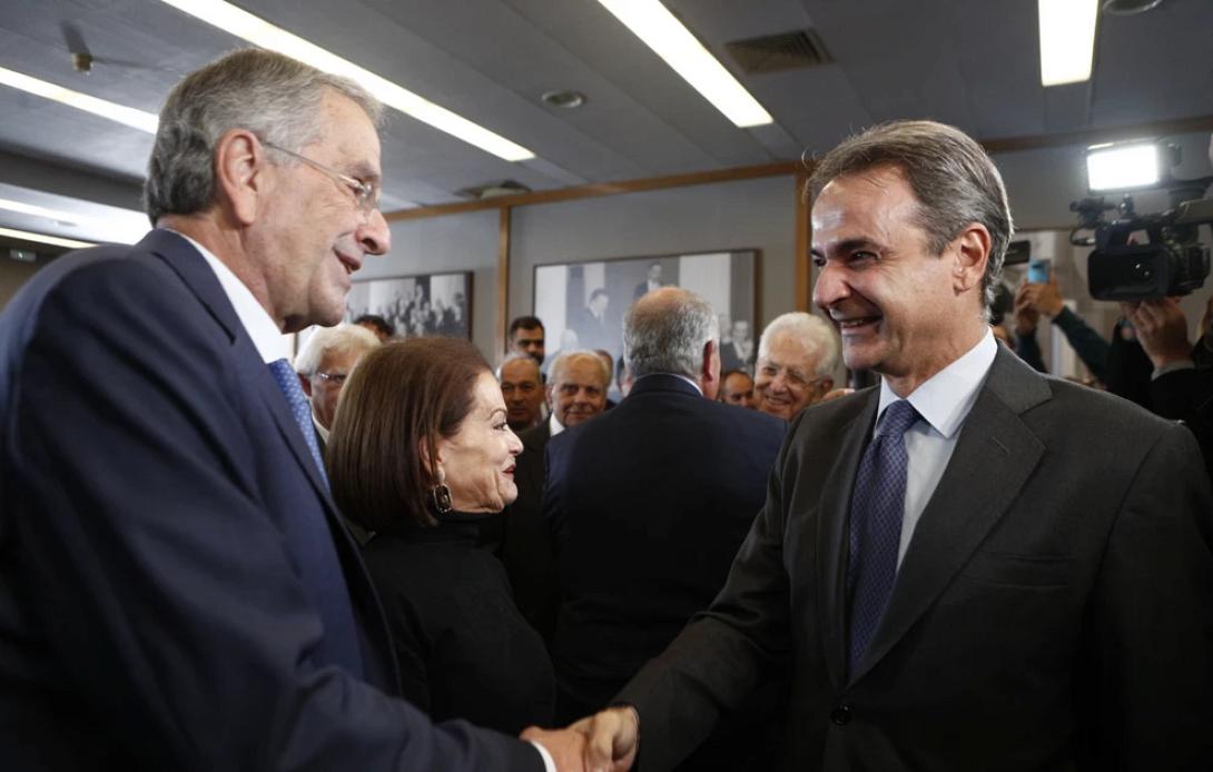 καραμανλης σαμαρας