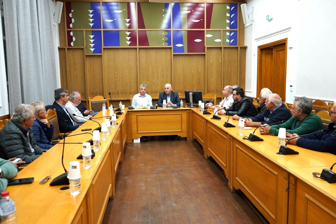 συσκεψη για λειψυδρια στη Βιάννο