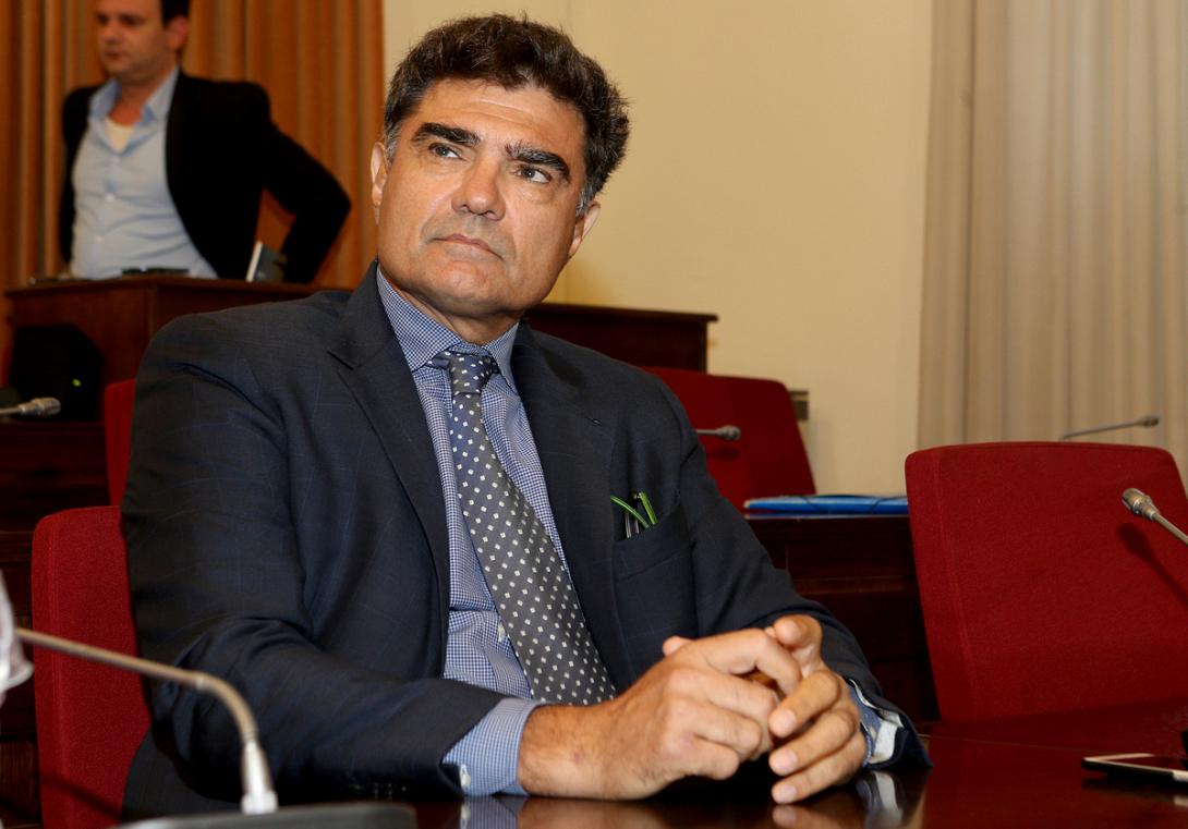 γιαννης βαρδινογιαννης