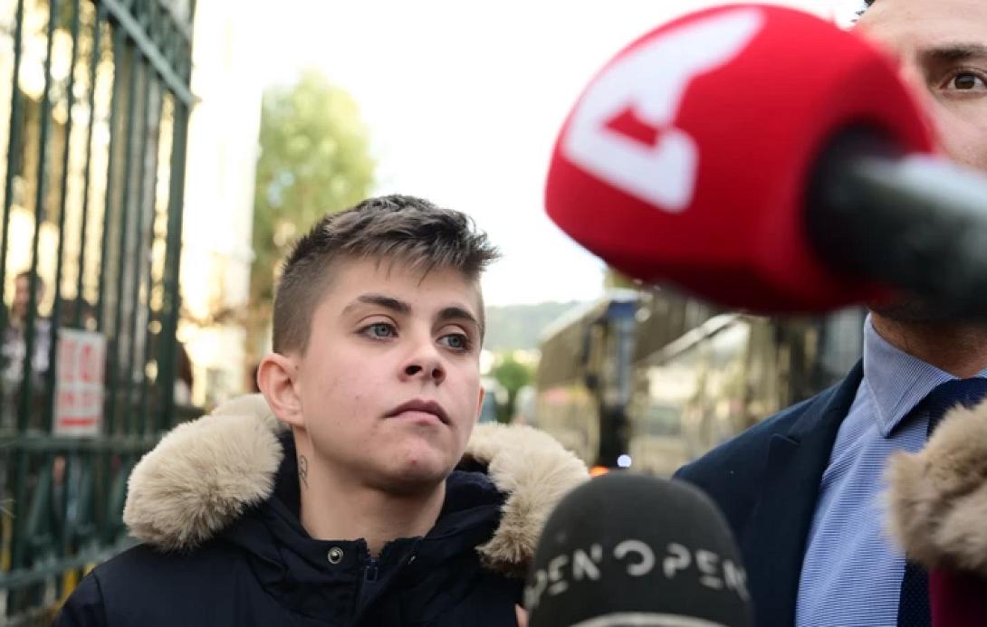 μουρτζουκου