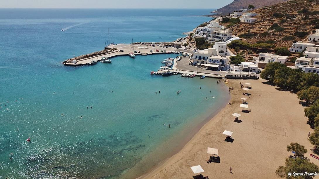 Σίκινος - λιμάνι