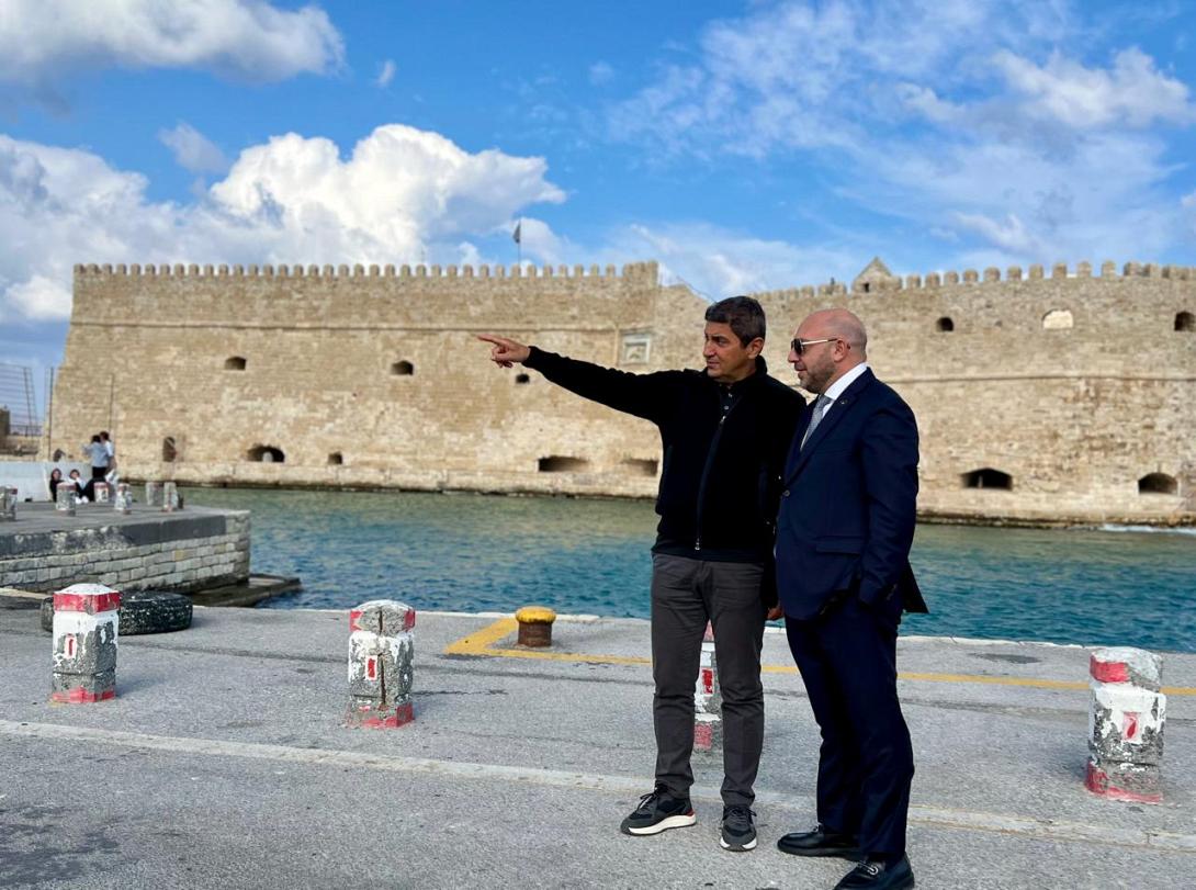αυγενακης