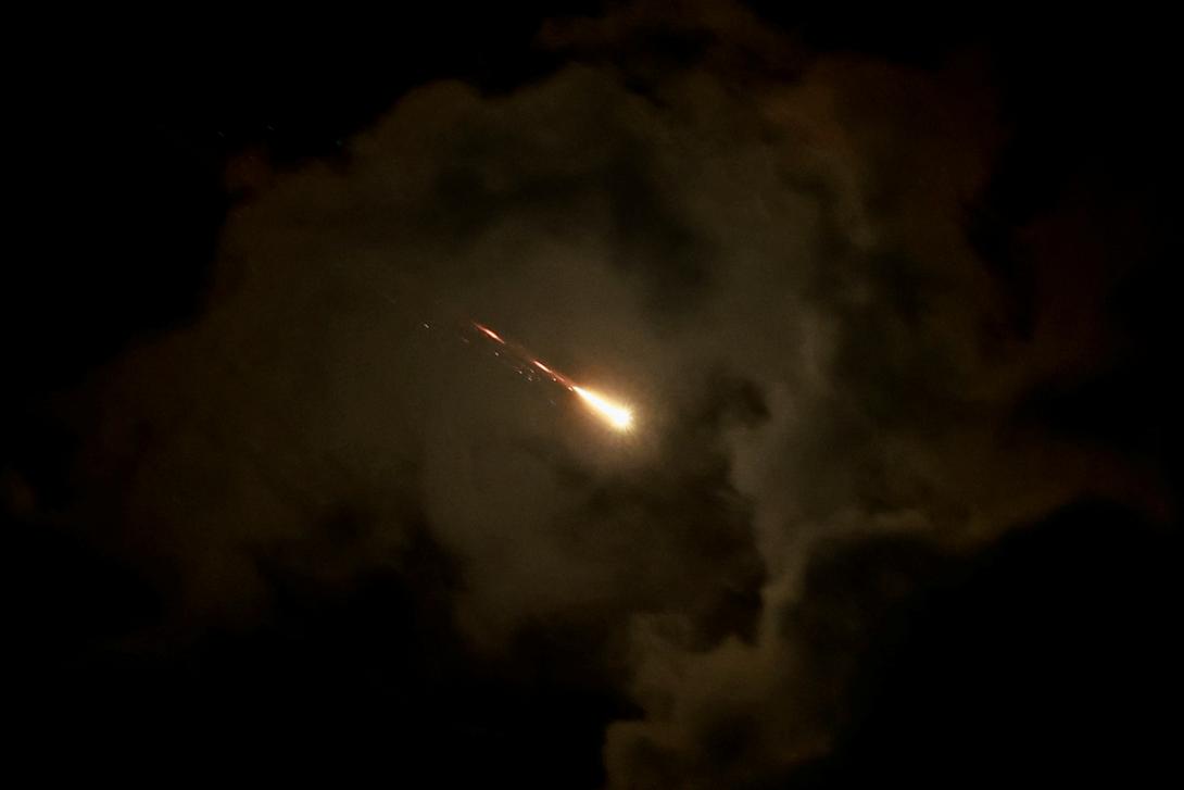 πυραυλική επίθεση