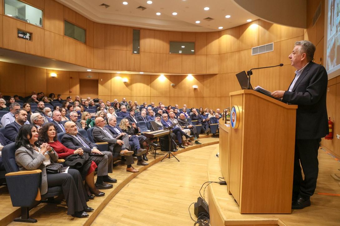 ΑΡΝΑΟΥΤΑΚΗς
