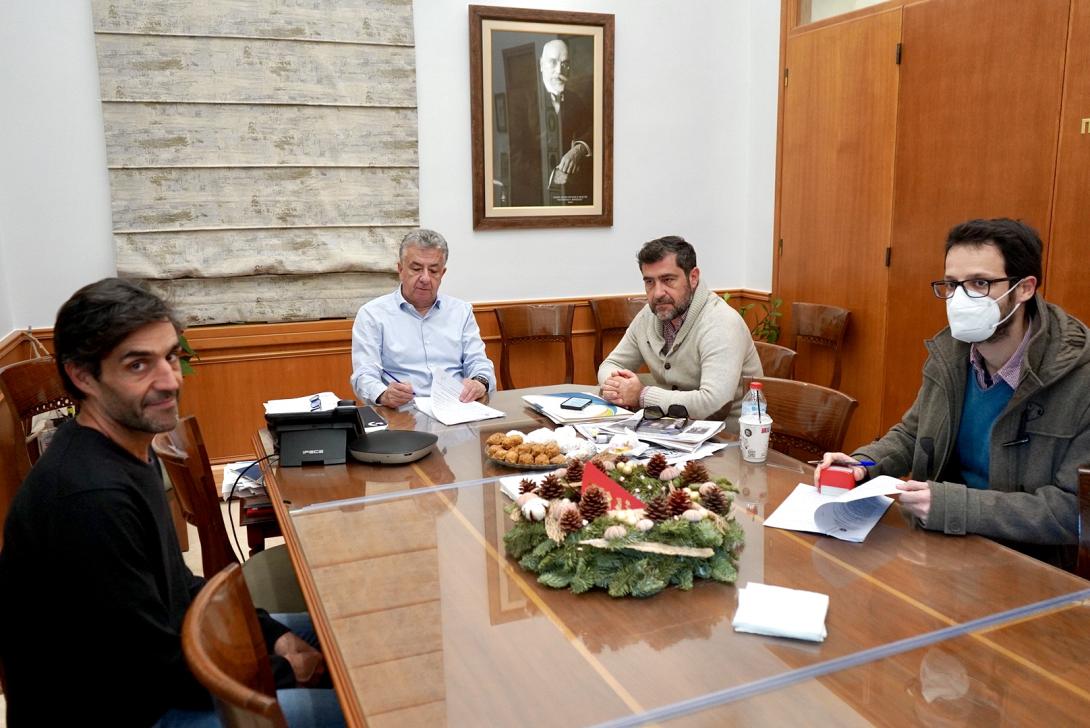 αρναουτακης