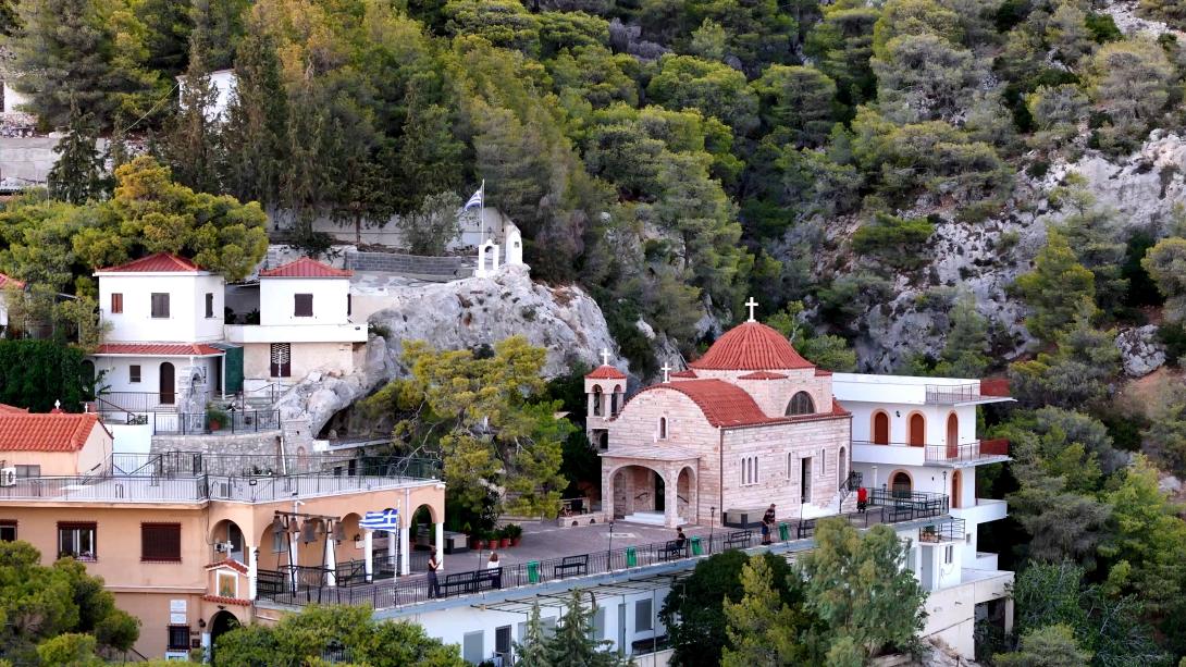 μονη οσιου παταπιου λουτρακι