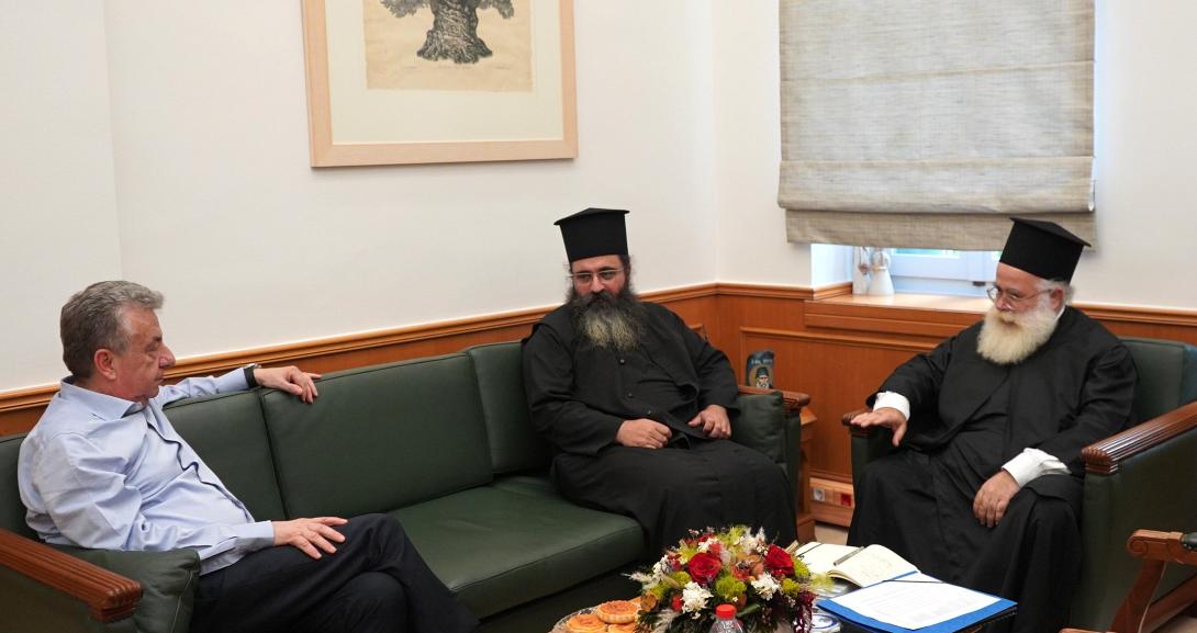 Συνάντηση Περιφερειάρχη Κρήτης με τον Σεβασμιότατο Μητροπολίτη Ιεραπύτνης Σητείας