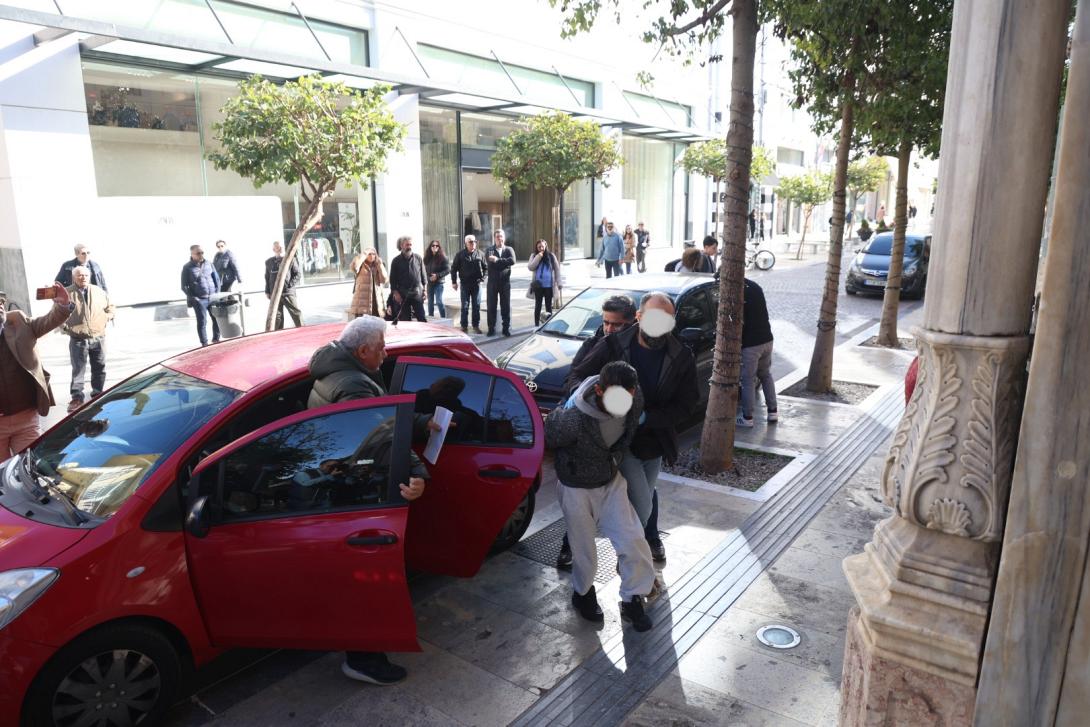 Ζευγάρι κακοποίηση 3χρονου