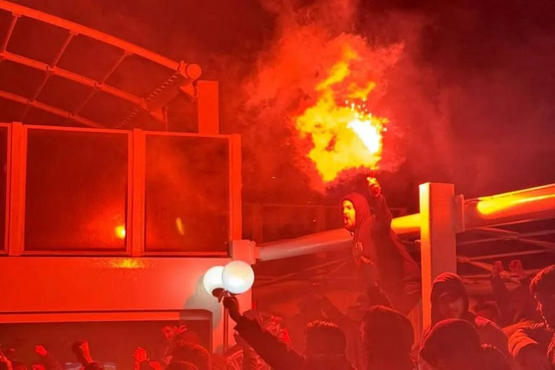 ΦΙΛΑΘΛΟΙ ΟΦΗ