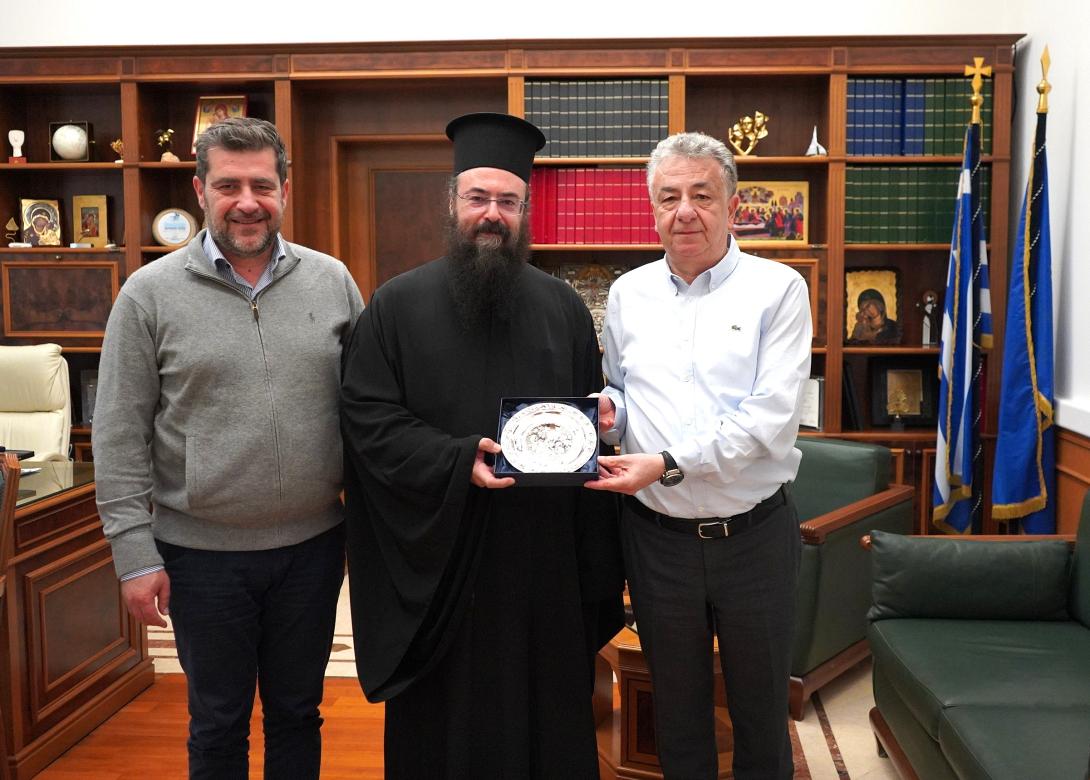  Σταύρος Αρναουτάκης, Μητροπολίτης Πέτρας και Χερρονήσου κ. Γερασιίμος , Γιάννης Ανδρουλάκης.