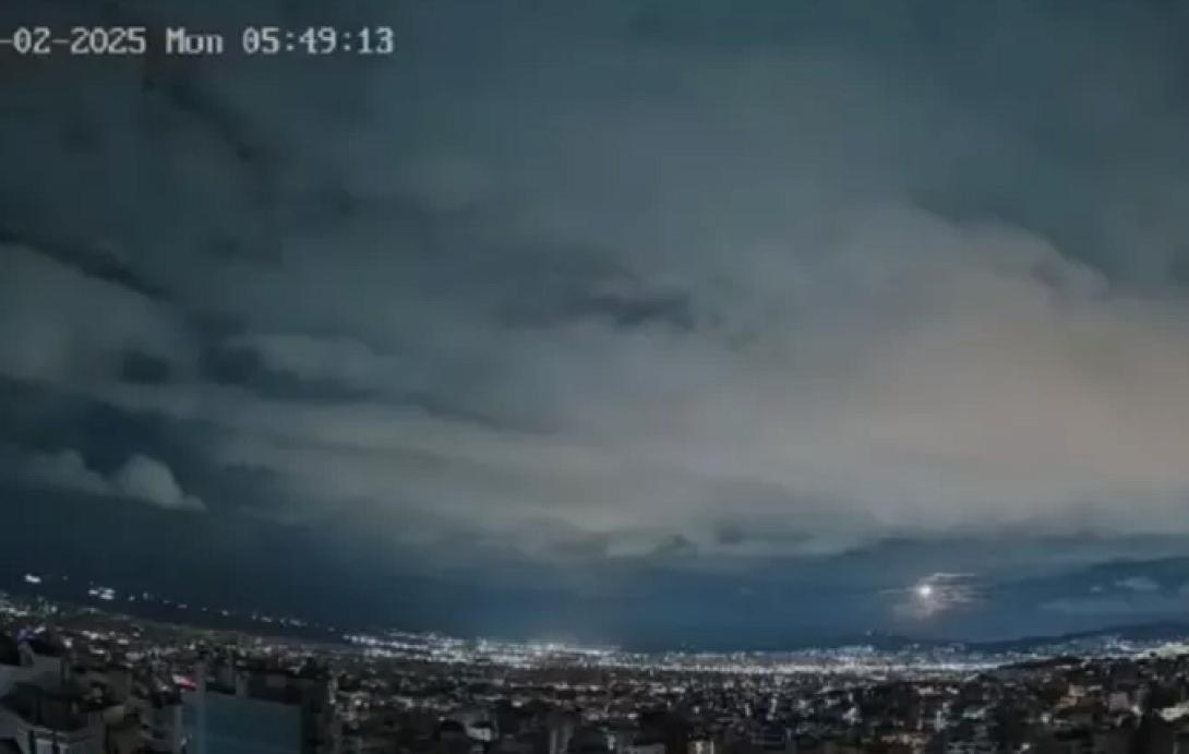μετεωρίτης
