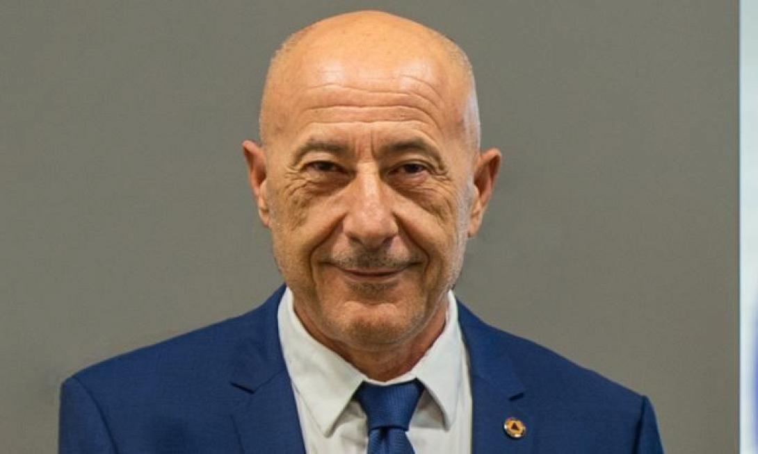 Βασίλης Παπαγεωργίου