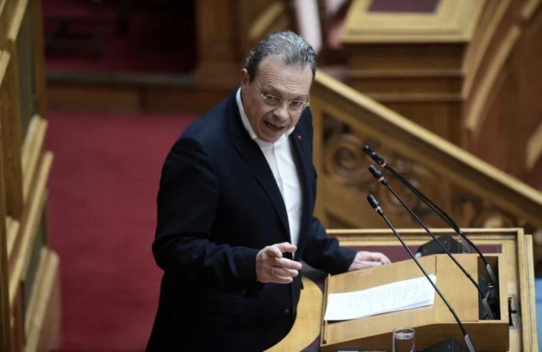Φάμελλος 